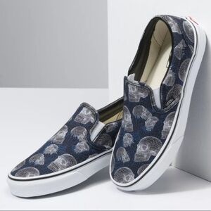 Vans Classic Slip On Wireframe Skulls Sneaker Size 7.5 Women